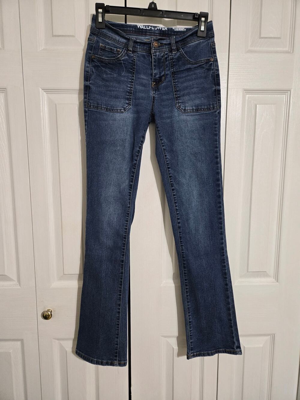Wallflower size 3 the legendary fit women's bootcut jeans